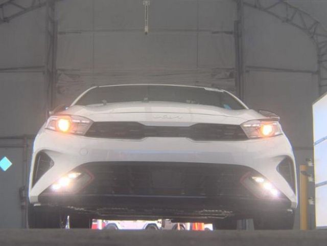 2023 Kia Forte GT-Line IVT - 22996864 - 3