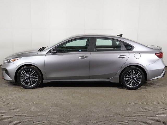 2023 Kia Forte GT-Line IVT - 22997542 - 15