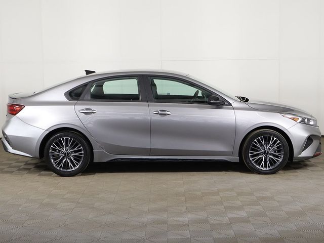 2023 Kia Forte GT-Line IVT - 22997542 - 16