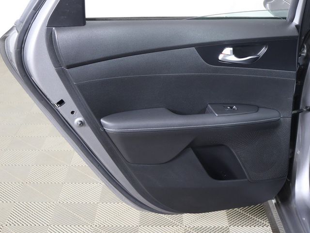 2023 Kia Forte GT-Line IVT - 22997542 - 22