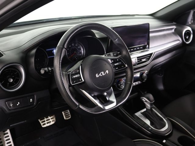 2023 Kia Forte GT-Line IVT - 22997542 - 24