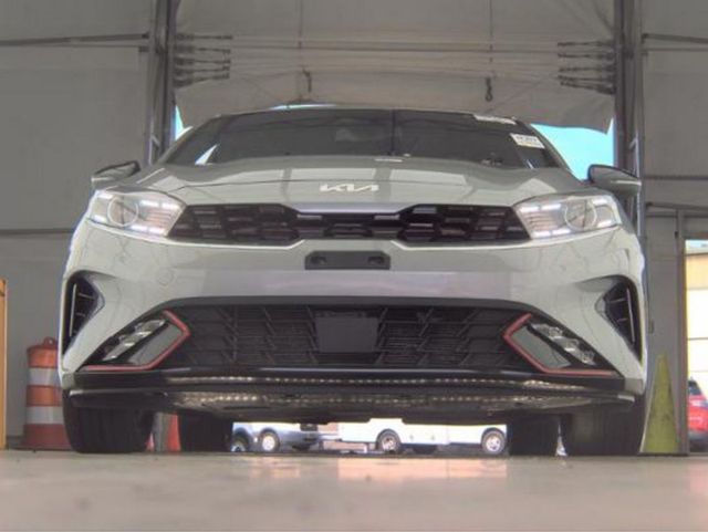 2023 Kia Forte GT-Line IVT - 23007604 - 3