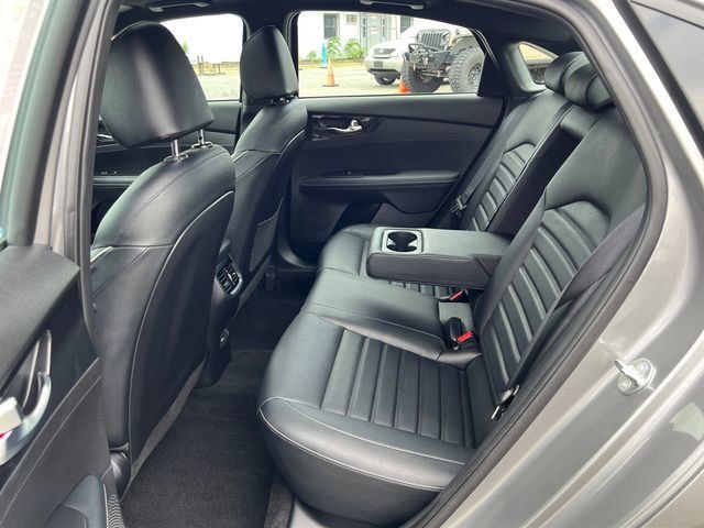 2023 Kia Forte GT-Line IVT - 23074866 - 13