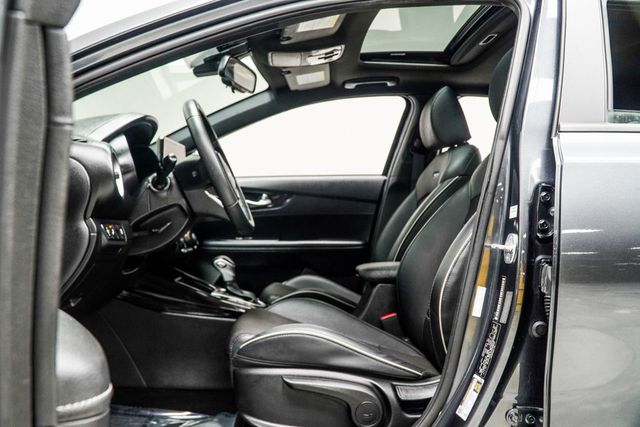 2023 Kia Forte GT-Line IVT - 22928897 - 33