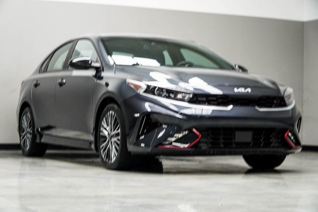 2023 Kia Forte GT-Line IVT - 22928897 - 3