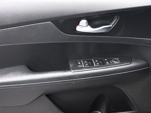 2023 Kia Forte GT-Line IVT - 23004753 - 10