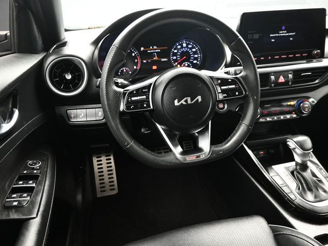 2023 Kia Forte GT-Line IVT - 23004753 - 16