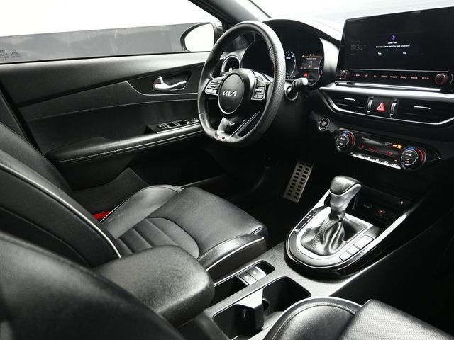 2023 Kia Forte GT-Line IVT - 23004753 - 17