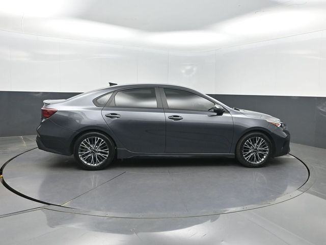 2023 Kia Forte GT-Line IVT - 23004753 - 33