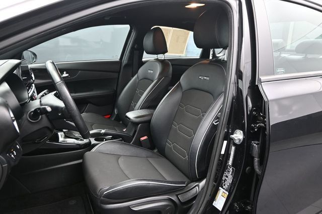 2023 Kia Forte GT-Line IVT - 23011176 - 9