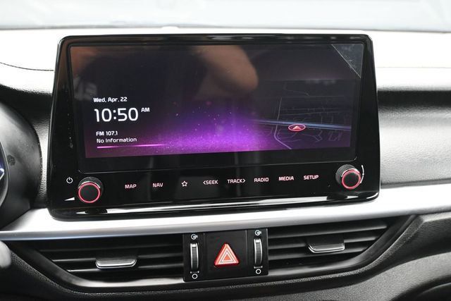 2023 Kia Forte GT-Line IVT - 23011176 - 17