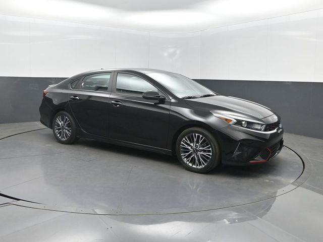 2023 Kia Forte GT-Line IVT - 23011176 - 32