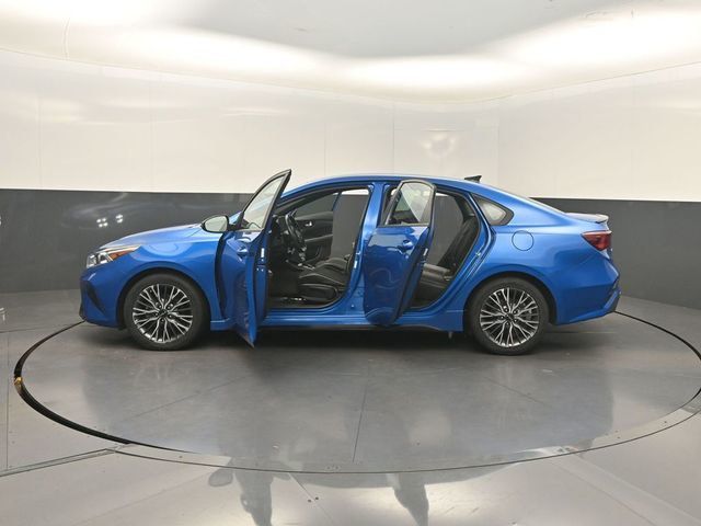 2023 Kia Forte GT-Line IVT - 23066901 - 36