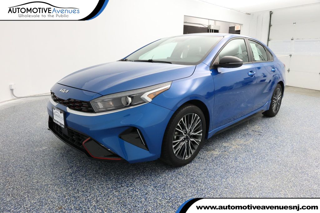 2023 Kia Forte GT-Line IVT with Premium Package - 22937578 | Video 1