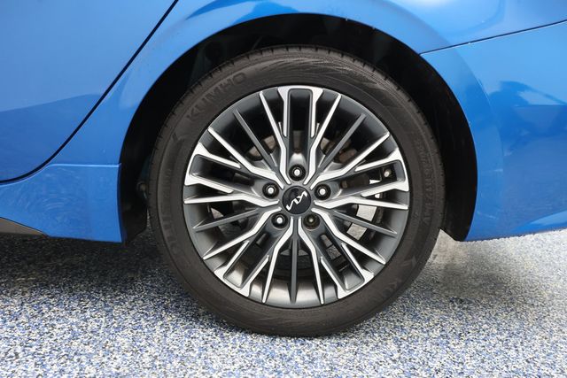 2023 Kia Forte GT-Line IVT with Premium Package - 22937578 - 5