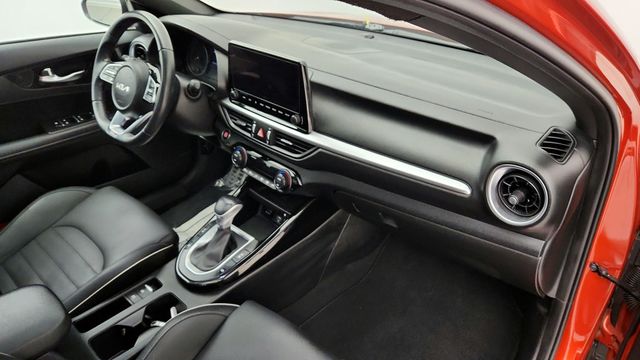 2023 Kia Forte GT-Line IVT with Premium & Sport Premium Packages - 22946649 - 26