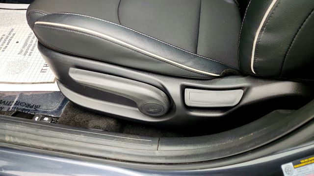 2023 Kia Forte GT-Line IVT w/ Premium Package - 23000265 - 11