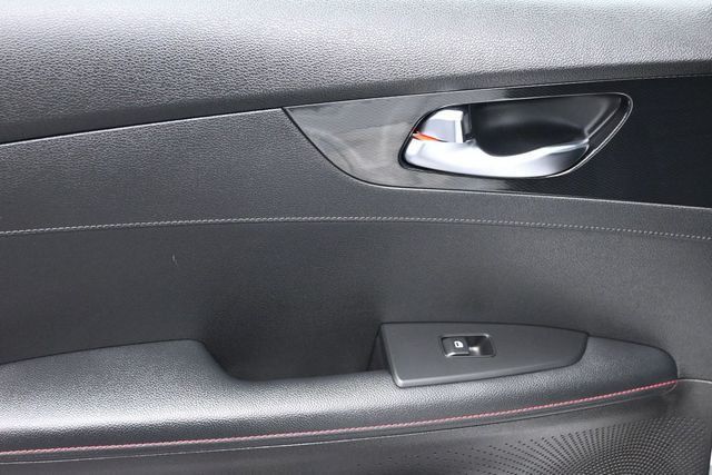 2023 Kia Forte GT Manual - 23014630 - 13