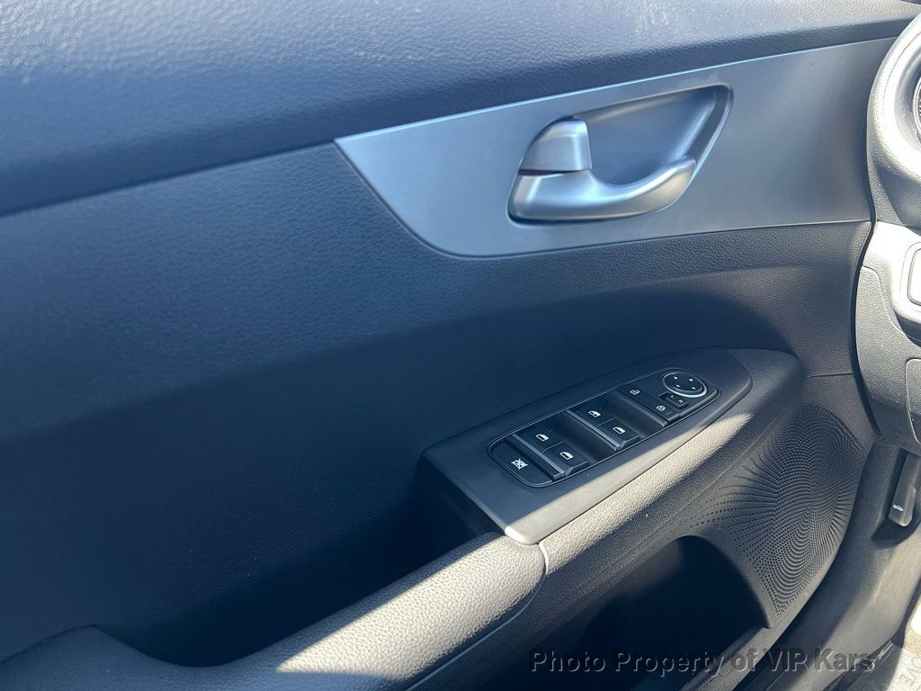 2023 Kia Forte LX IVT - 22926506 - 8