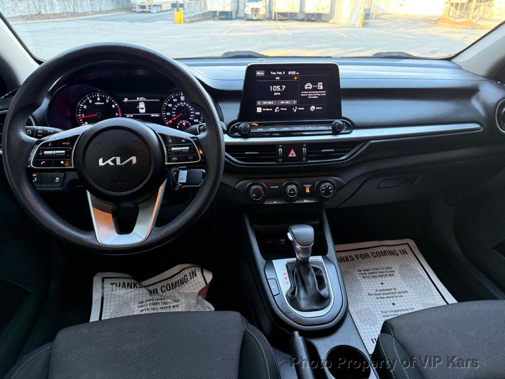 2023 Kia Forte LX IVT - 22980059 - 11