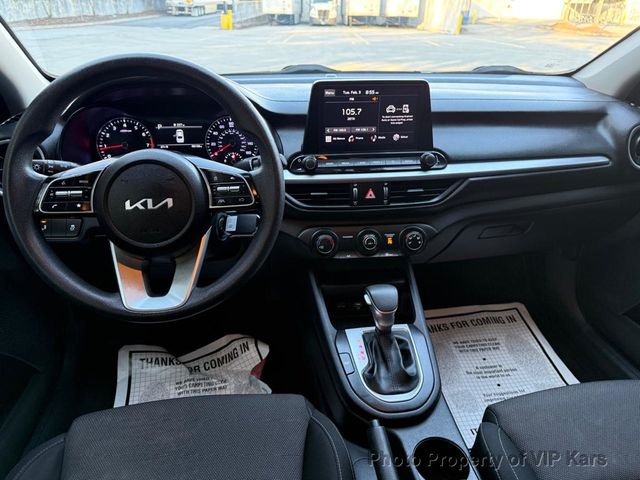 2023 Kia Forte LX IVT - 22980059 - 11