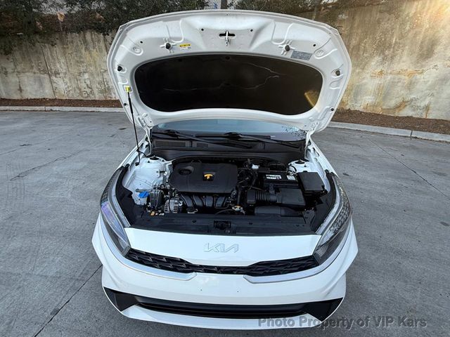 2023 Kia Forte LX IVT - 22980059 - 16