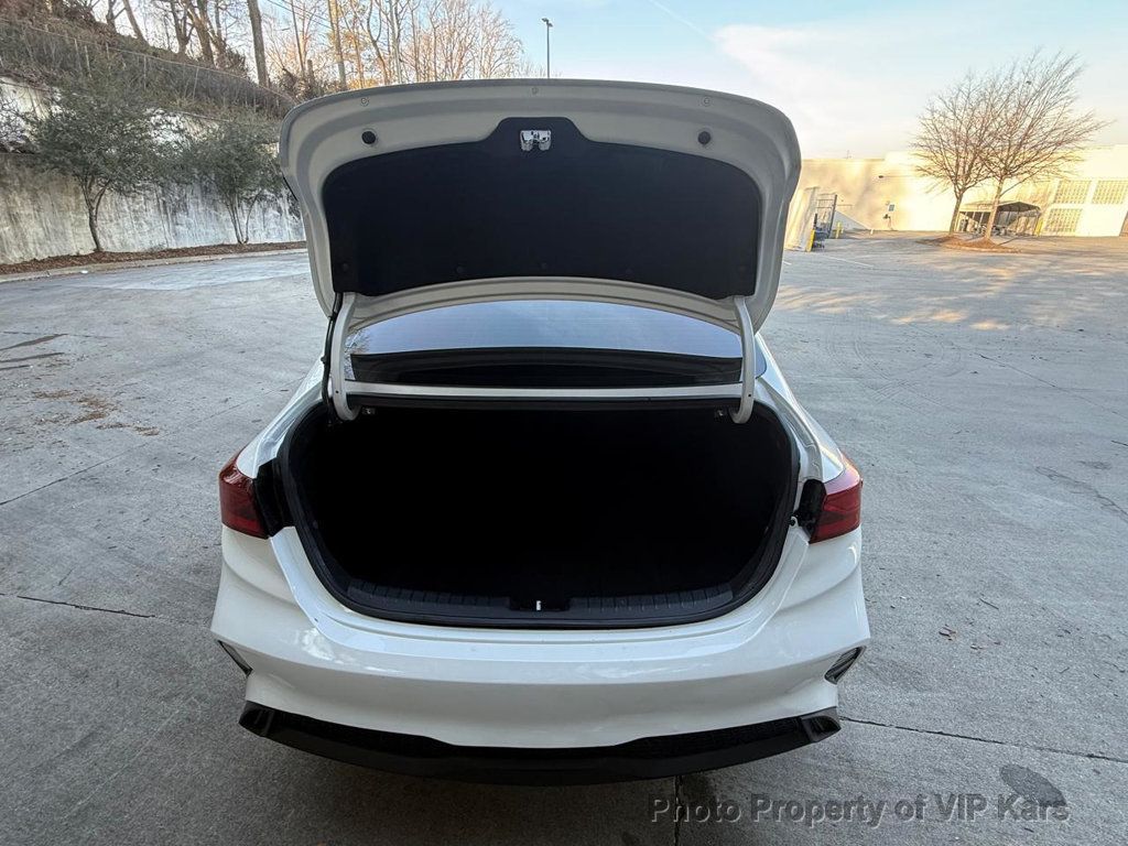 2023 Kia Forte LX IVT - 22980059 - 18