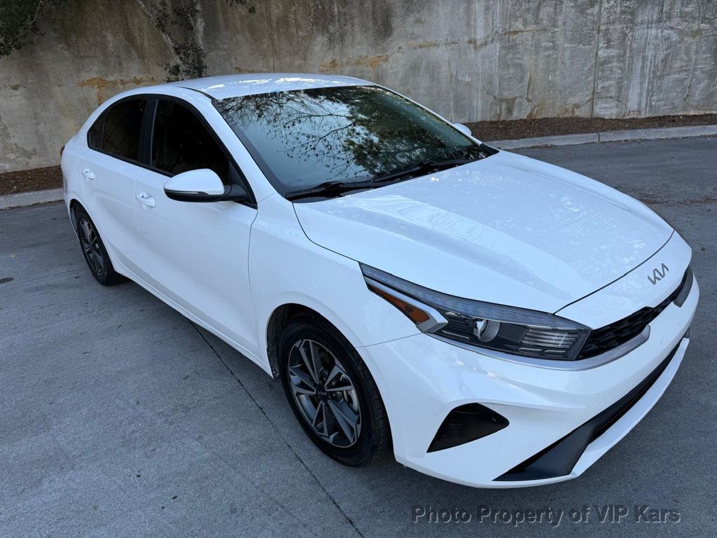 2023 Kia Forte LX IVT - 22980059 - 2