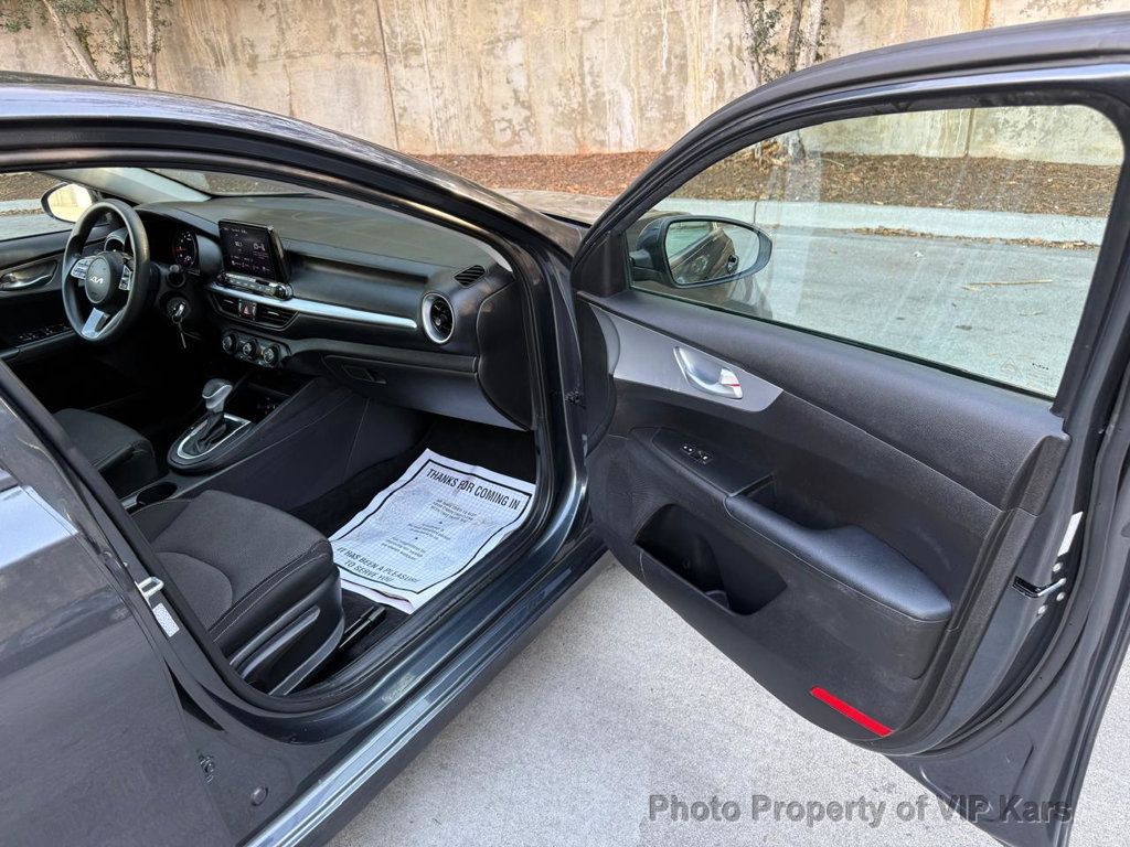 2023 Kia Forte LX IVT - 22980061 - 10