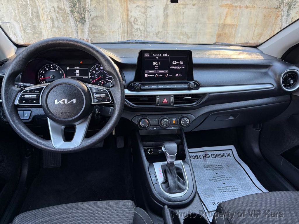 2023 Kia Forte LX IVT - 22980061 - 12