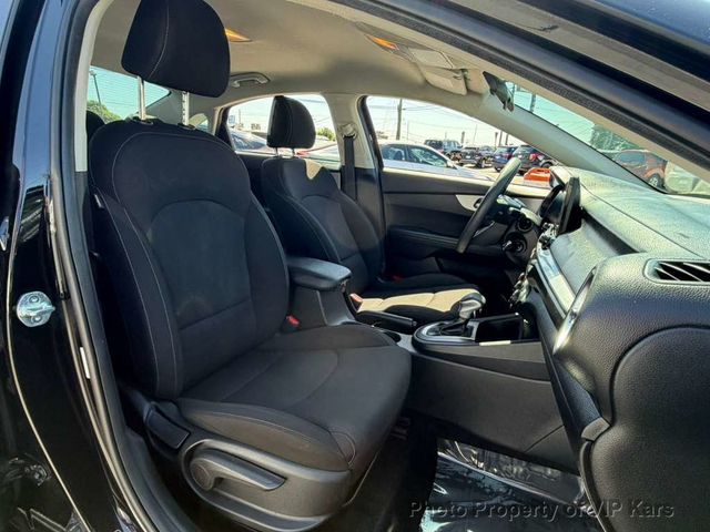 2023 Kia Forte LX IVT - 23014771 - 13