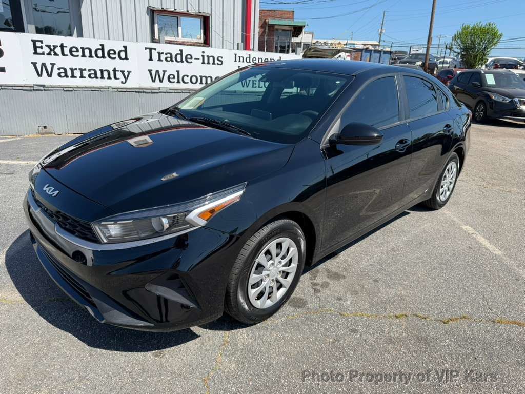 2023 Kia Forte LX IVT - 23014771 - 22