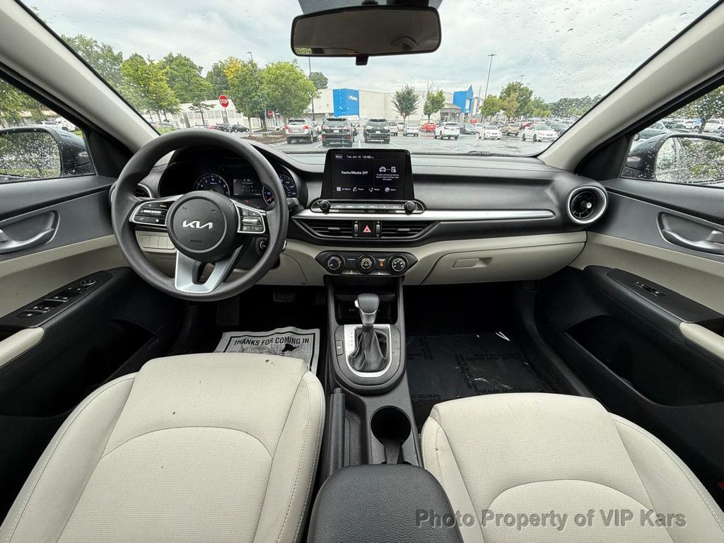 2023 Kia Forte LX IVT - 23041498 - 15