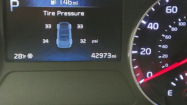 2023 Kia Forte LX IVT - 22955591 - 14