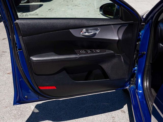 2023 Kia Forte LXS - 23077098 - 10