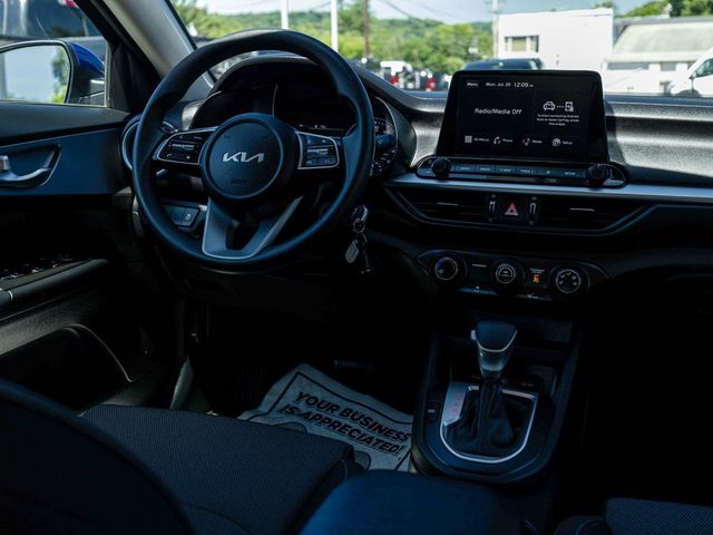 2023 Kia Forte LXS - 23077098 - 22