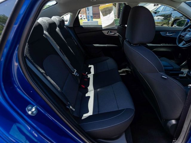 2023 Kia Forte LXS - 23077098 - 27