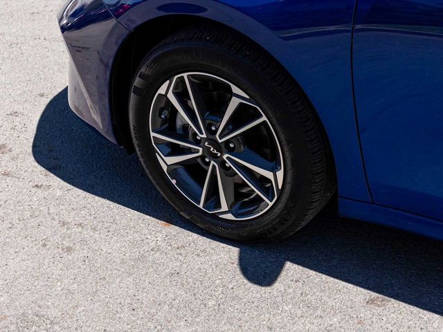 2023 Kia Forte LXS - 23077098 - 6