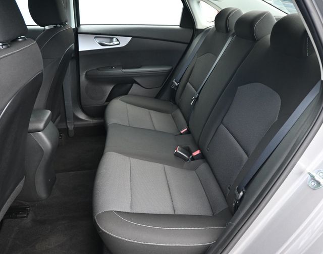 2023 Kia Forte LXS IVT - 22925507 - 13