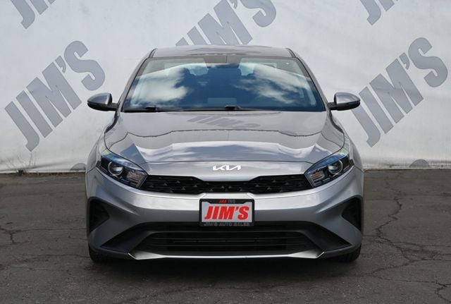 2023 Kia Forte LXS IVT - 22925507 - 1