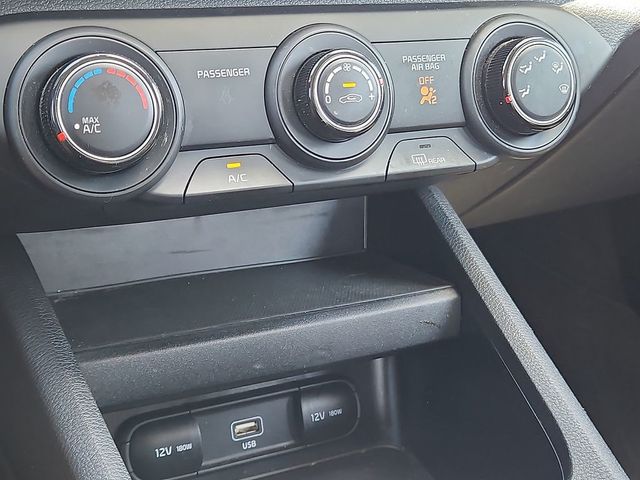 2023 Kia Forte LXS IVT - 23067388 - 9
