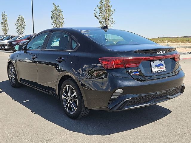 2023 Kia Forte LXS IVT - 23067388 - 3