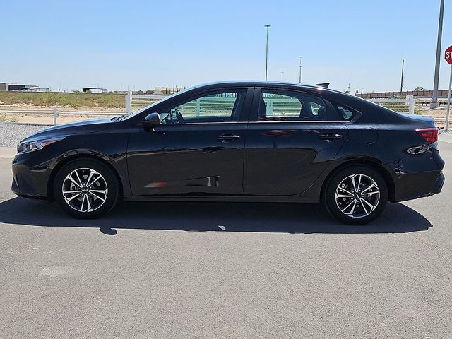 2023 Kia Forte LXS IVT - 23067388 - 4