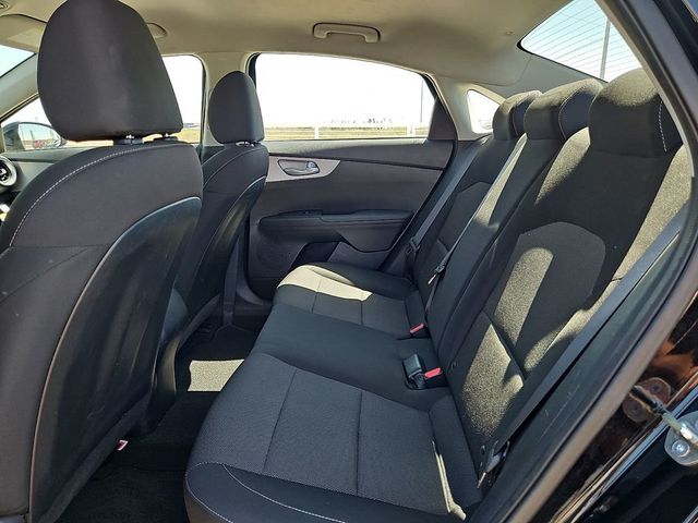 2023 Kia Forte LXS IVT - 23067388 - 6