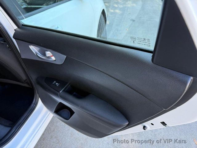 2023 Kia Forte LXS IVT - 22947047 - 14