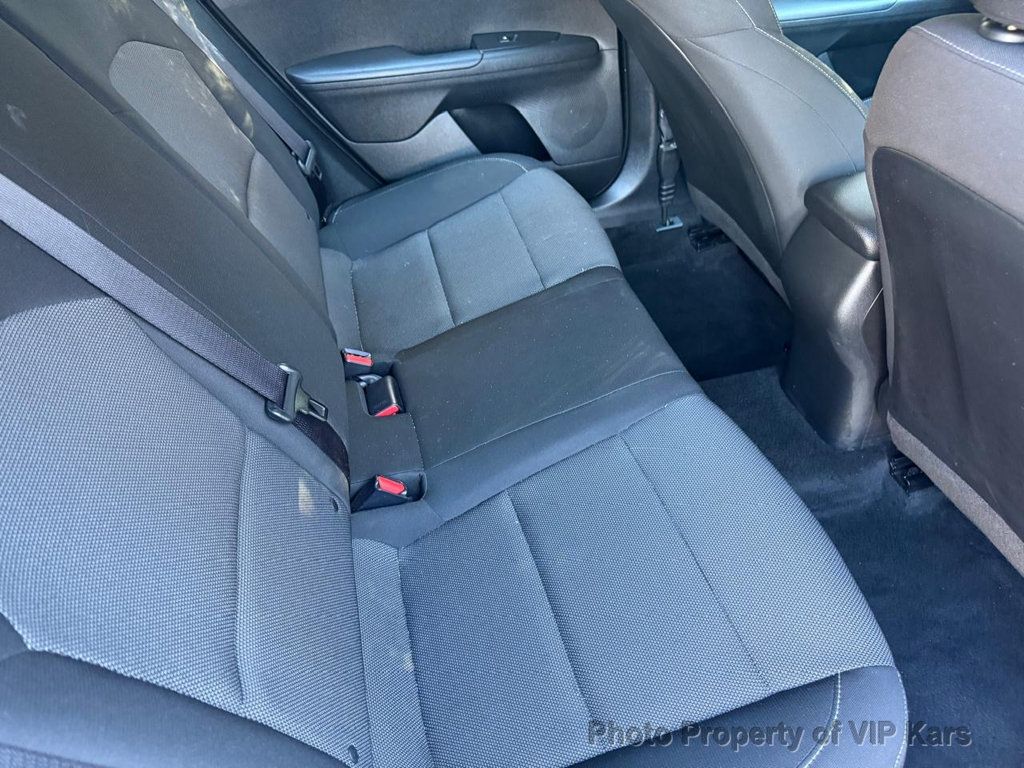 2023 Kia Forte LXS IVT - 22947047 - 16