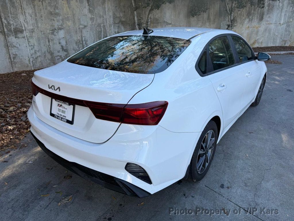 2023 Kia Forte LXS IVT - 22947047 - 3