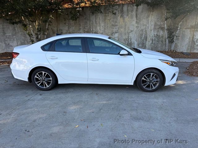 2023 Kia Forte LXS IVT - 22947047 - 6