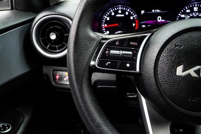 2023 Kia Forte LXS IVT - 22957152 - 29