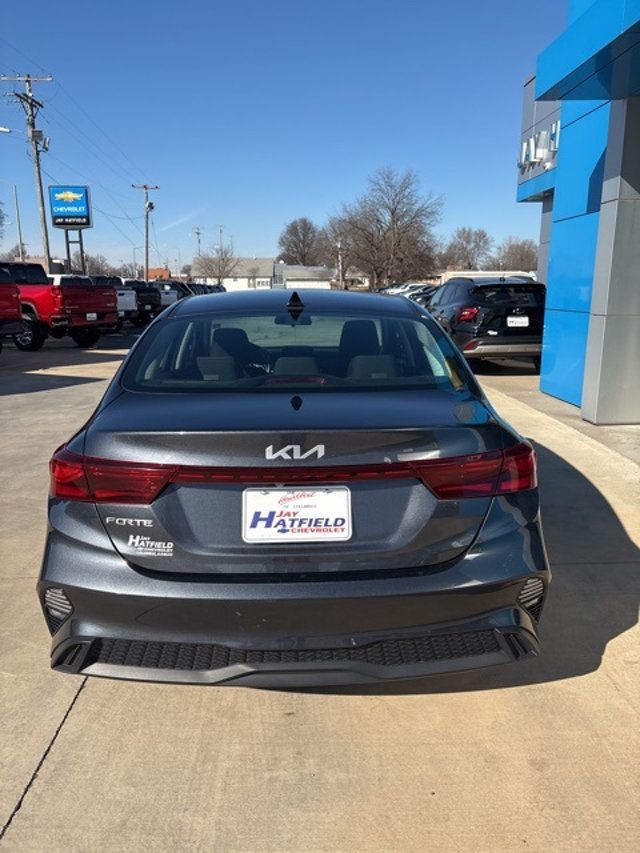 2023 Kia Forte LXS IVT - 22982188 - 3